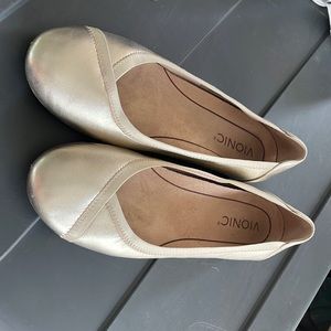 Vionic Ballet Flats
